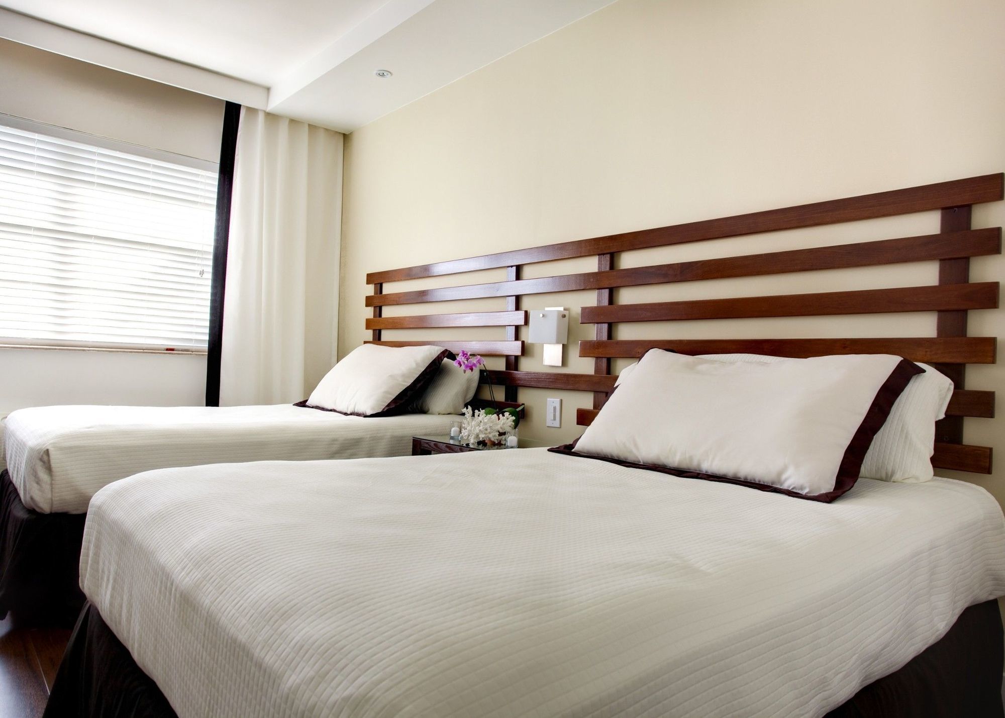 Hotel Dorchester Hotel&suites